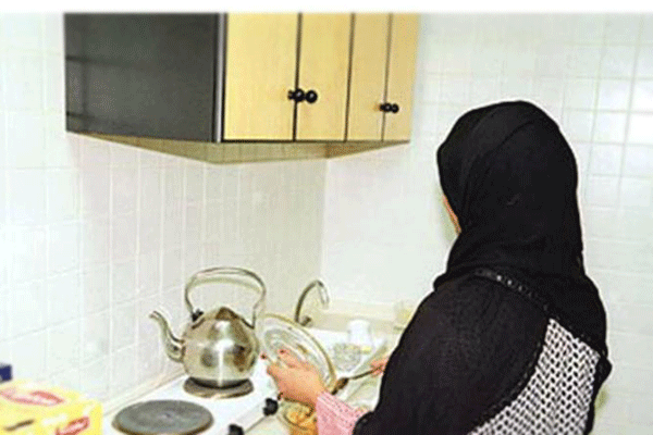 عاملة منزلية مغربية جاهزة للعمل في السعودية