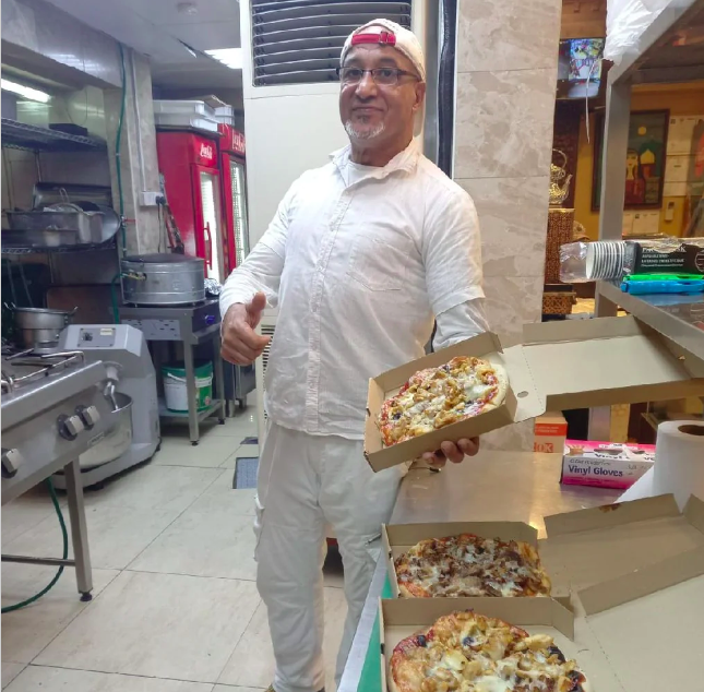 شيف ومعلم فطائر ومعجنات والبيتزا وكل أنواع الخبز