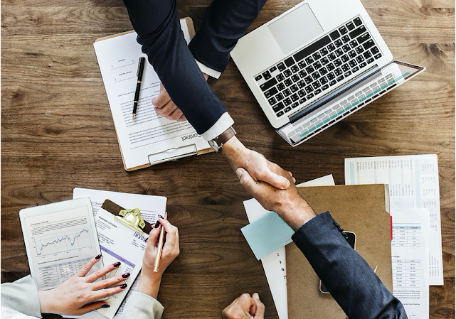  براتب يصل الى ٦٠٠ دينار مطلوب مسوق او مسوقة الكترونية للعمل لدى شركة لتسويق في عمان